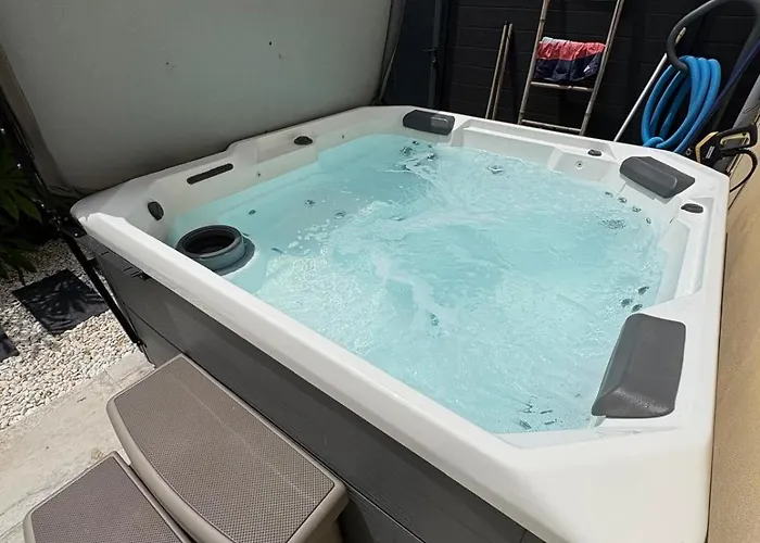 Cosyfamily Piscine Jacuzzi Wifi 15min Ideal Famille - Topprosconciergerie *
