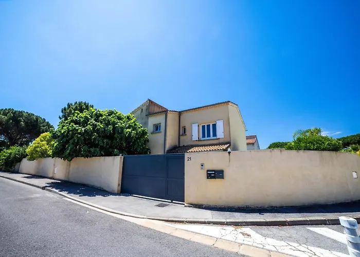 Cosyfamily Piscine Jacuzzi Wifi 15min Idéal Famille - Topprosconciergerie *